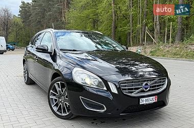 Універсал Volvo V60 2012 в Луцьку