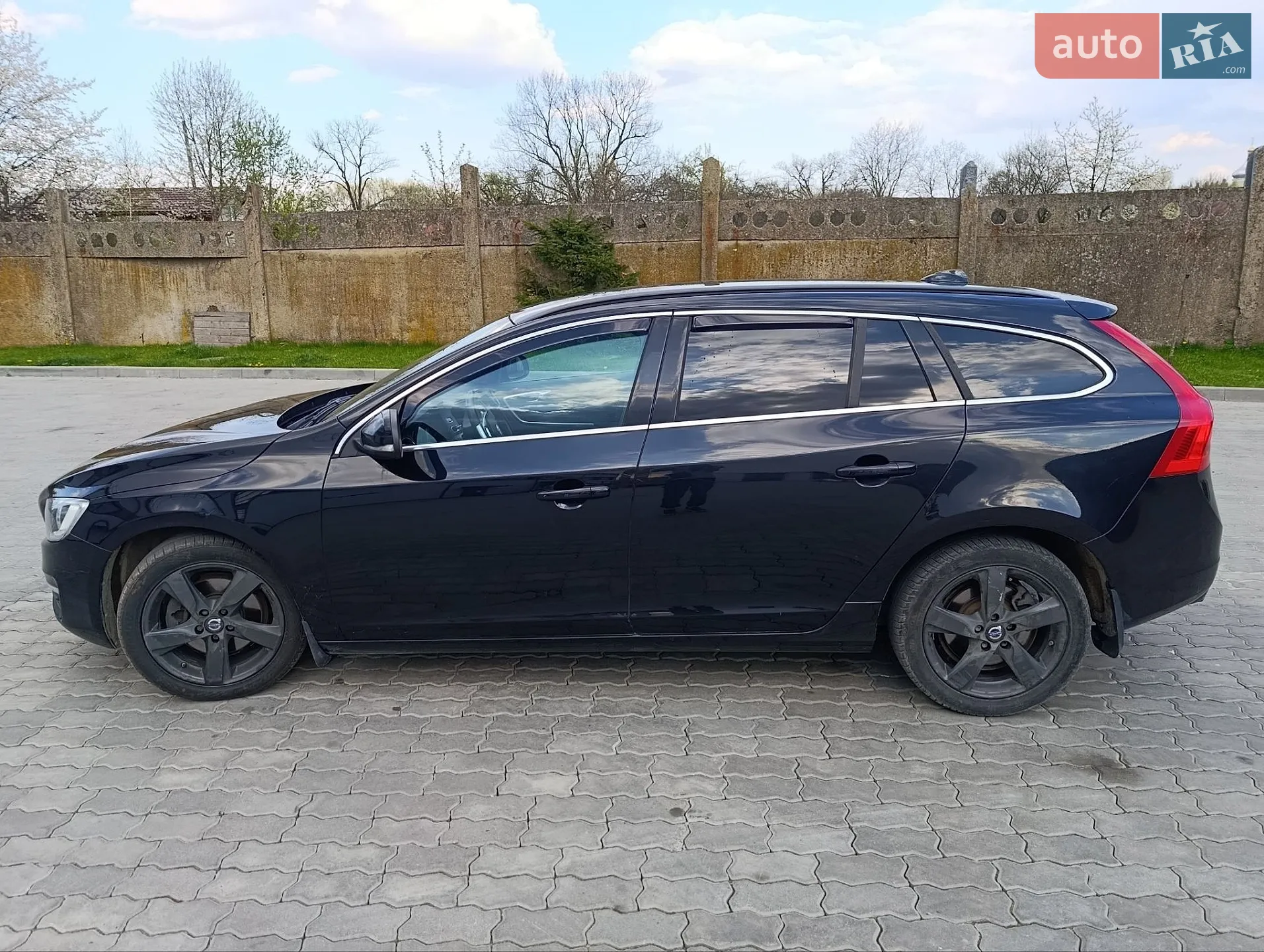 2015 Volvo V60 - мініатюра 7