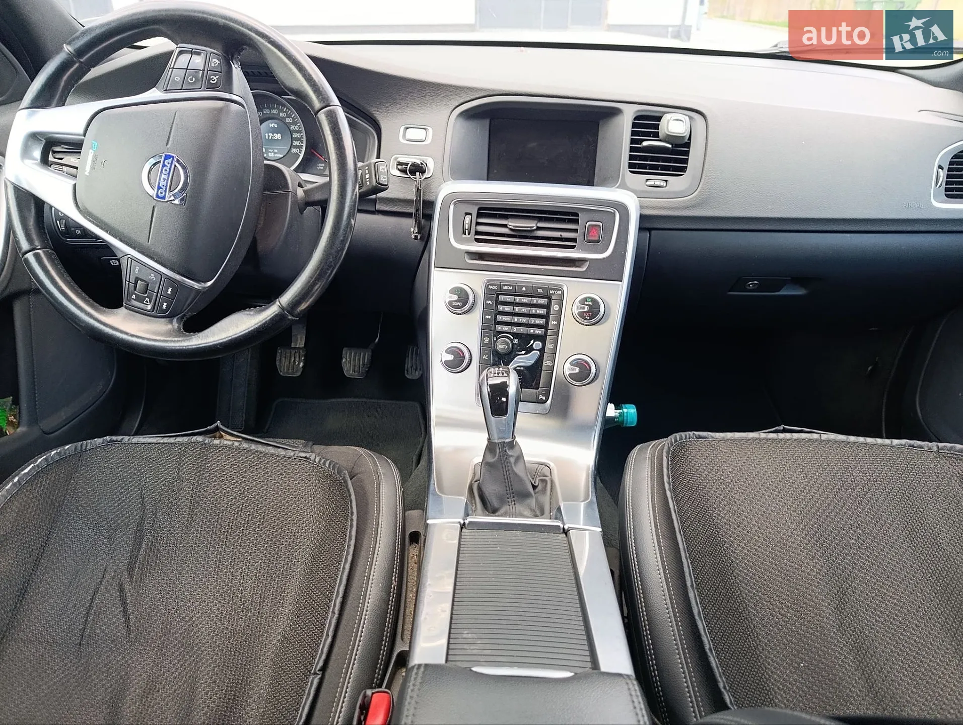 2015 Volvo V60 - мініатюра 13