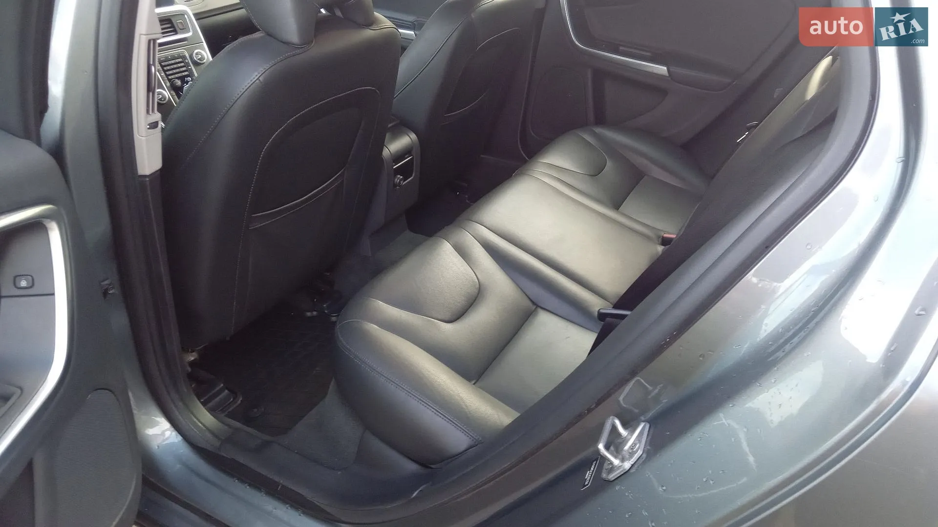 2015 Volvo V60 - мініатюра 11