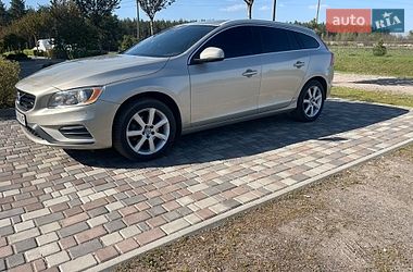 Универсал Volvo V60 2016 в Смеле