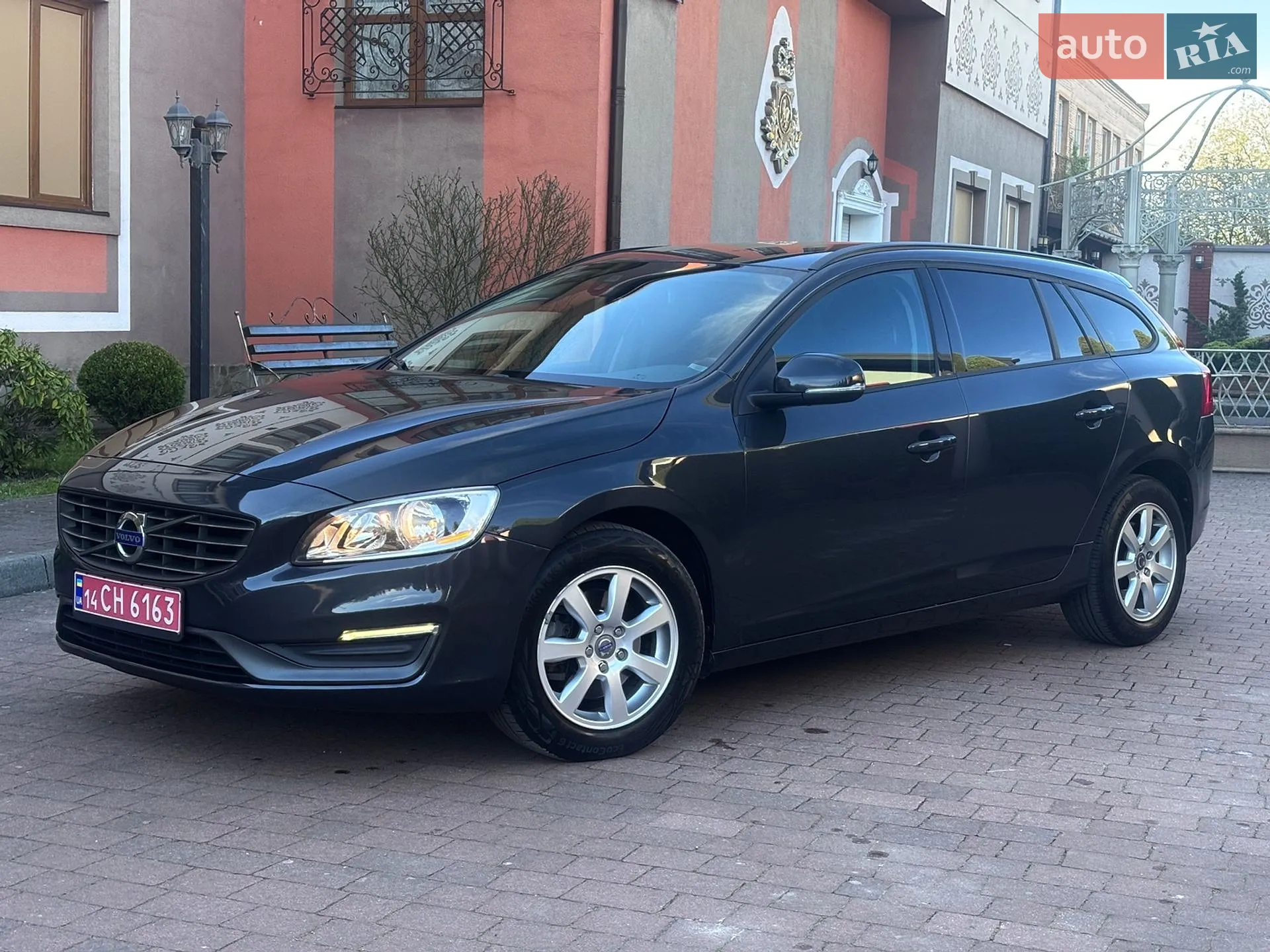 2015 Volvo V60 - мініатюра 23