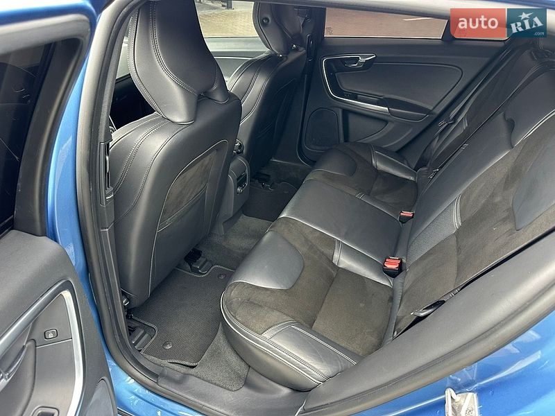 Универсал Volvo V60 2013 в Луцке