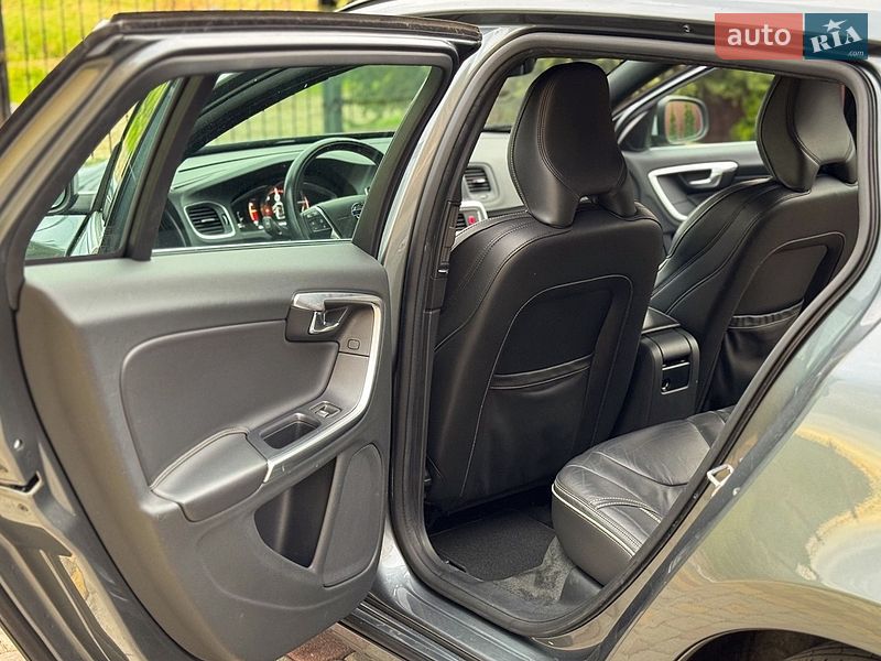 Універсал Volvo V60 2017 в Дрогобичі