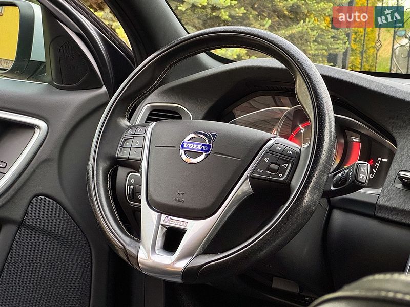 Універсал Volvo V60 2017 в Дрогобичі