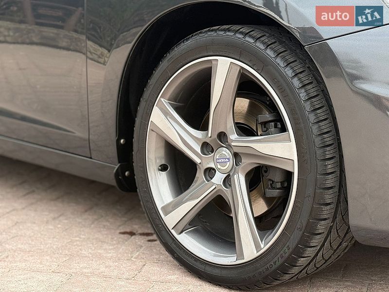 Универсал Volvo V60 2012 в Стрые
