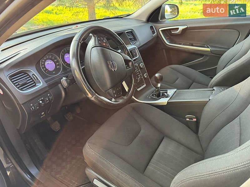 Універсал Volvo V60 2012 в Львові фото 15 Універсал Volvo V60 2012 в Львові