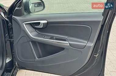 Универсал Volvo V60 2013 в Радивилове фото 40 Универсал Volvo V60 2013 в Радивилове