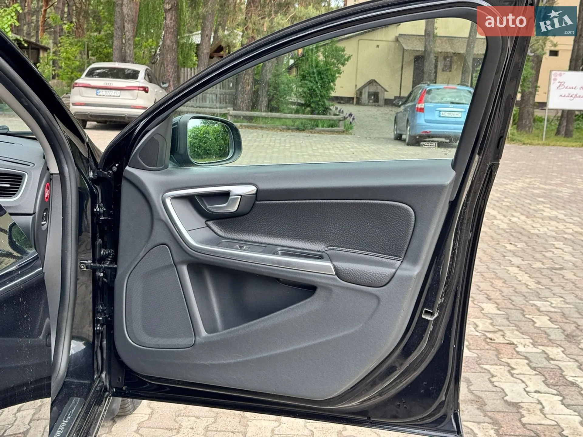 2012 Volvo V60 - мініатюра 11