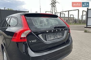 Универсал Volvo V60 2015 в Луцке