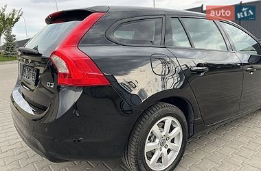 Универсал Volvo V60 2015 в Луцке