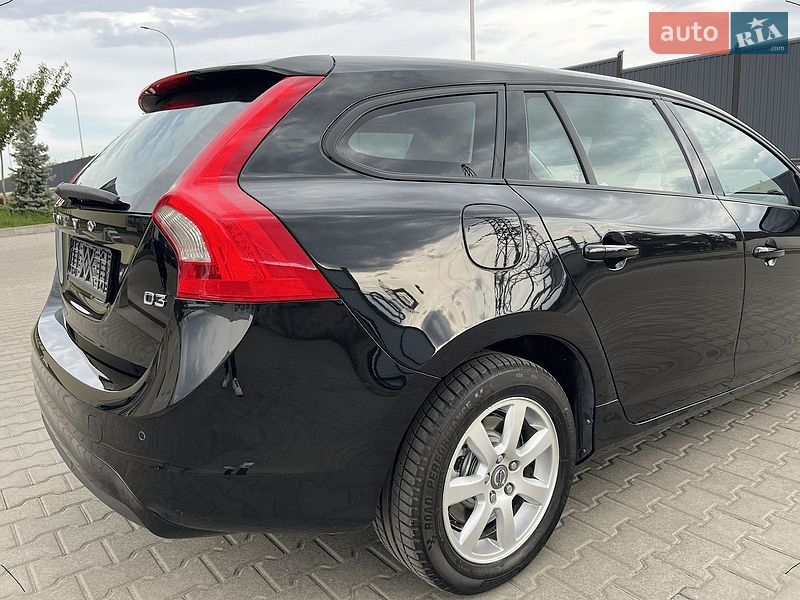 Универсал Volvo V60 2015 в Луцке