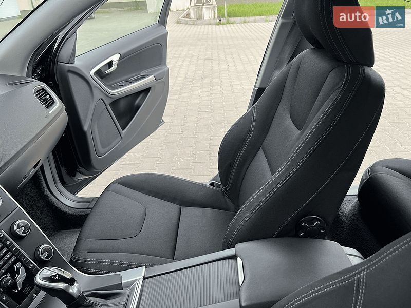 Универсал Volvo V60 2015 в Луцке