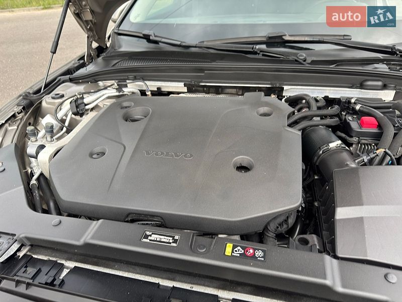 Универсал Volvo V60 2021 в Трускавце