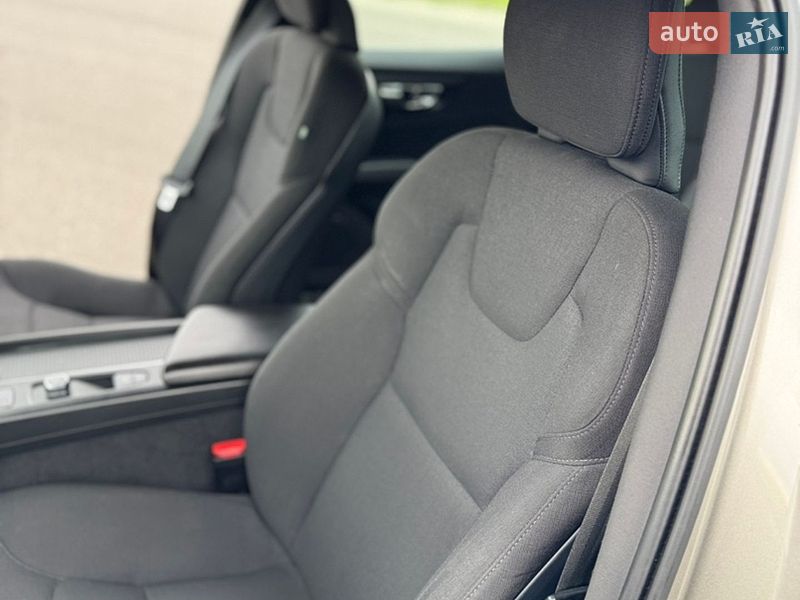 Универсал Volvo V60 2021 в Трускавце