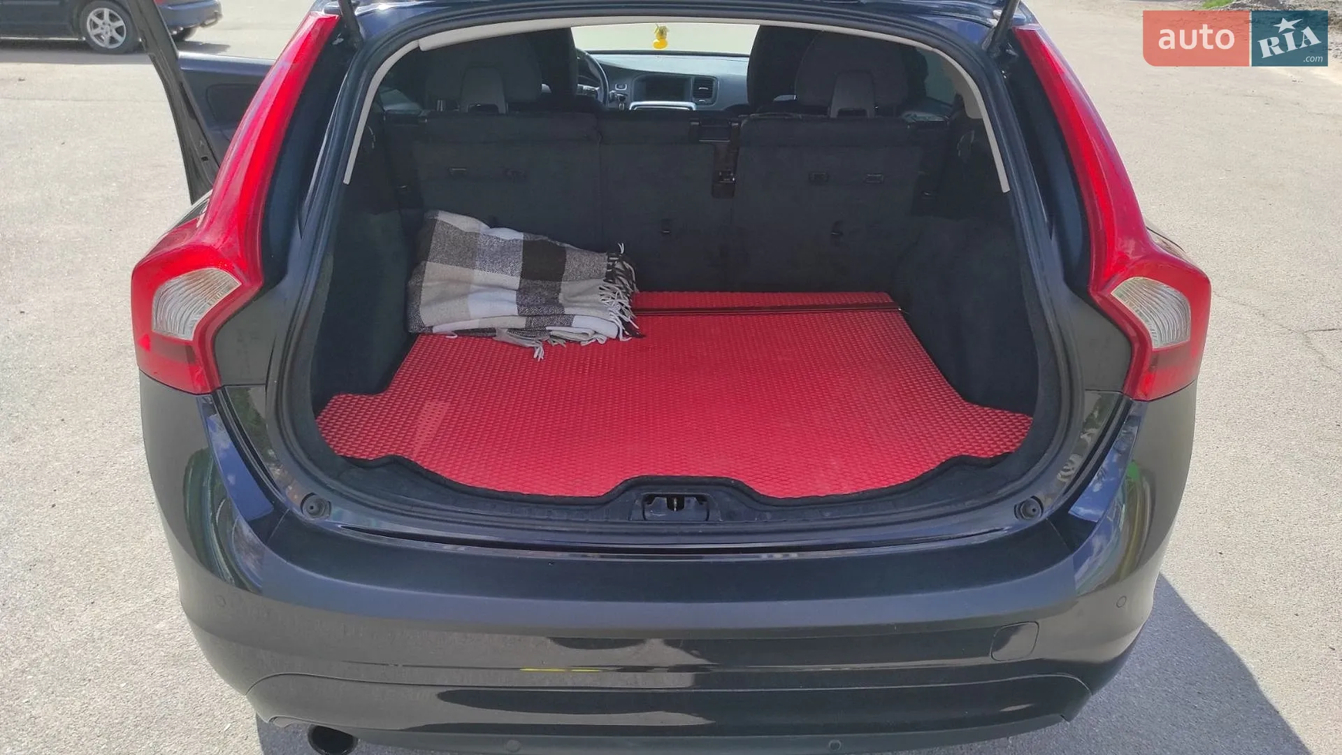 2014 Volvo V60 - мініатюра 8