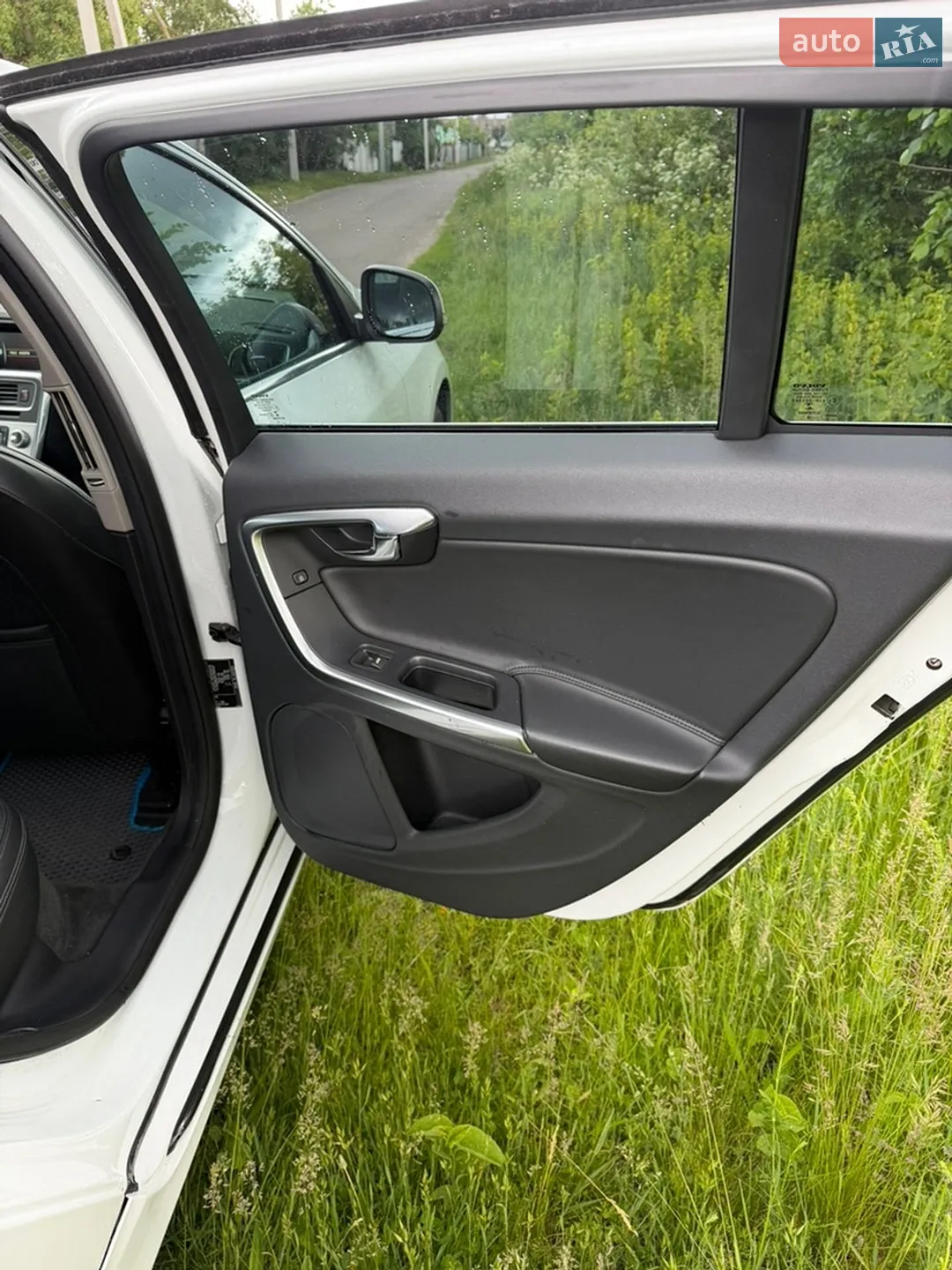 2016 Volvo V60 - мініатюра 16