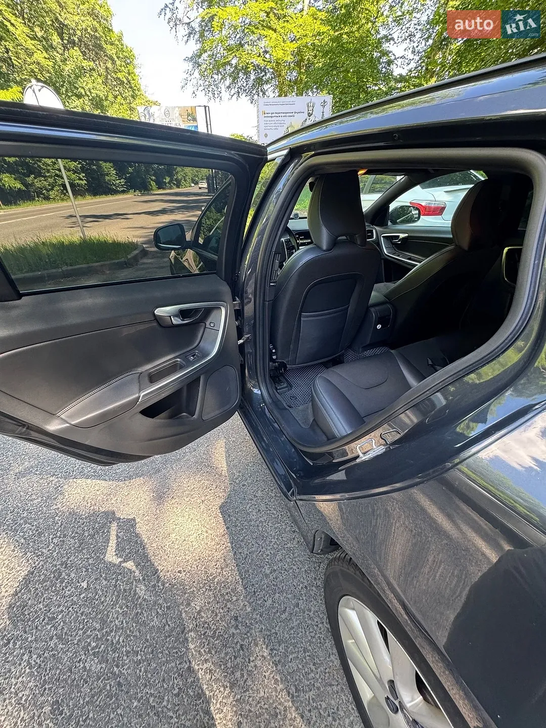 2015 Volvo V60 - мініатюра 8