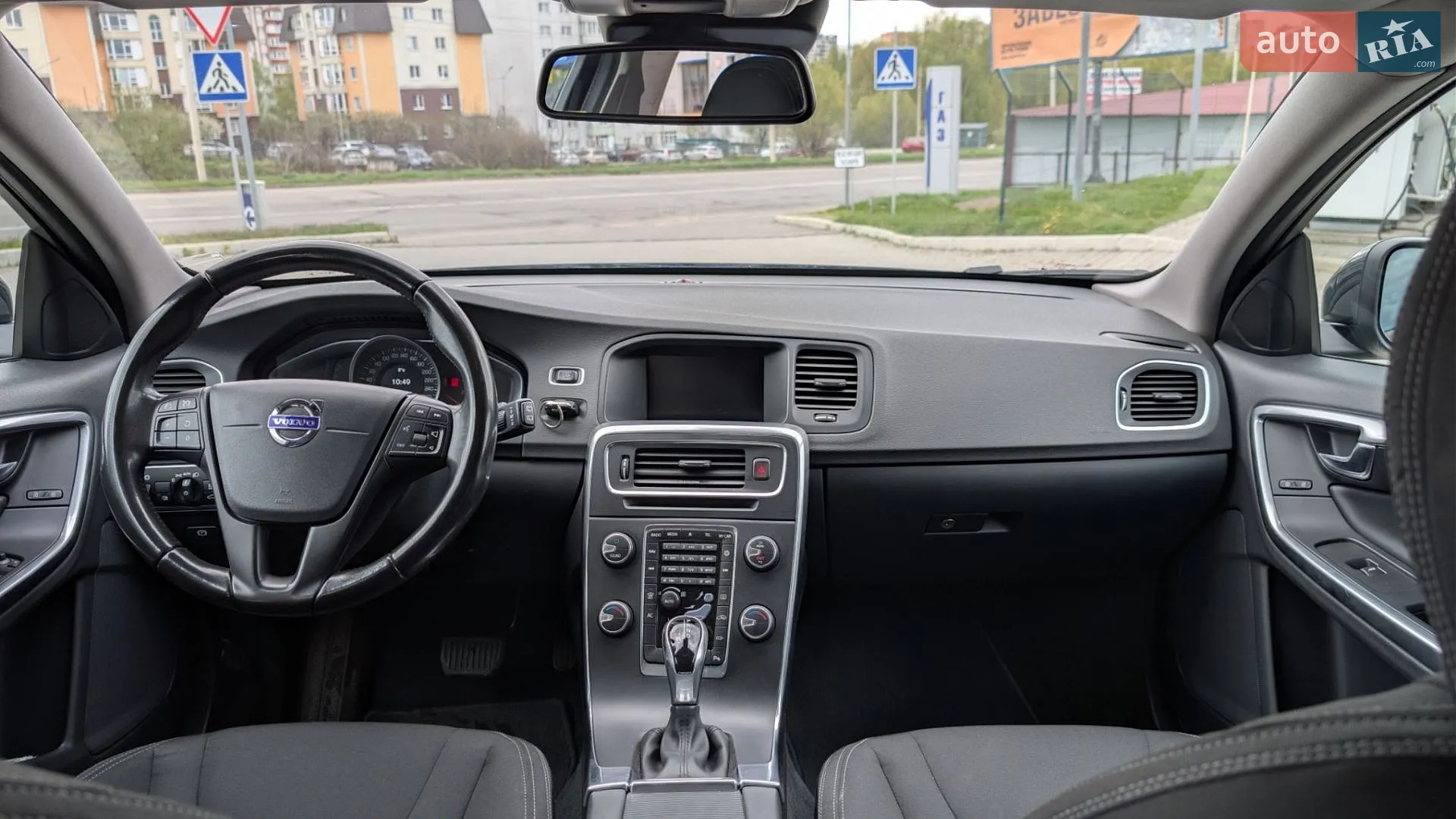 2017 Volvo V60 - мініатюра 11