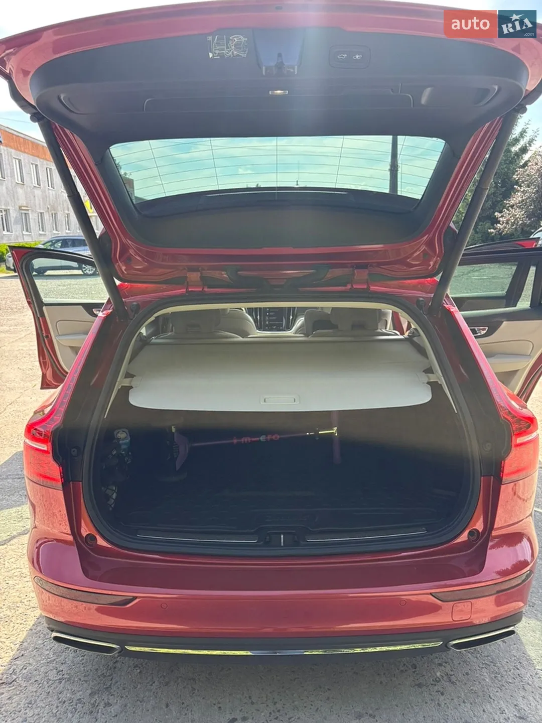 2018 Volvo V60 - мініатюра 26