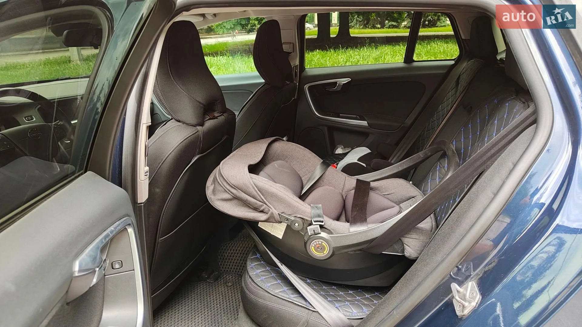 2014 Volvo V60 - мініатюра 8
