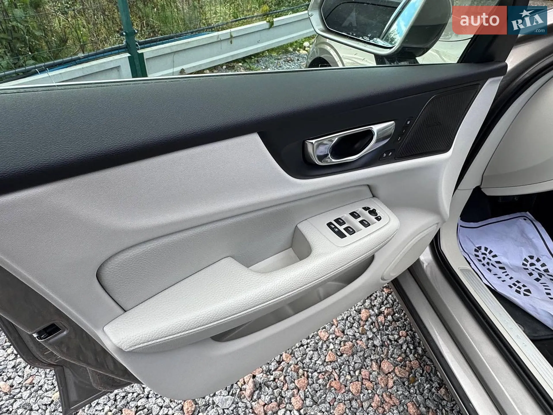 2020 Volvo V60 - мініатюра 18