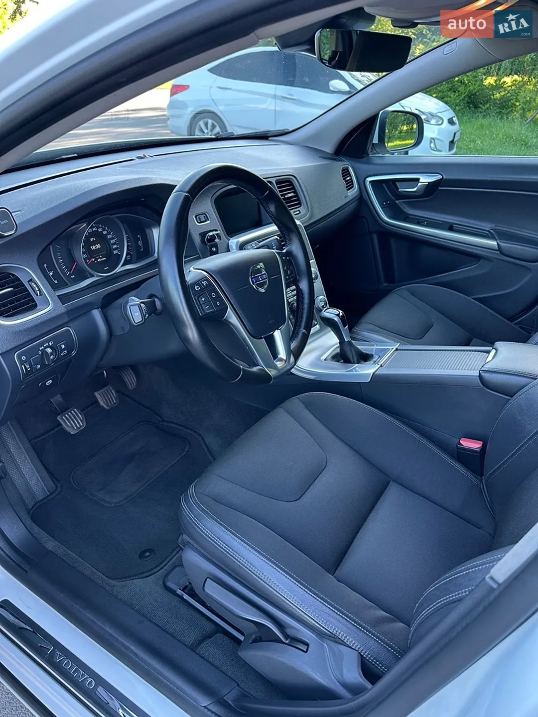 2016 Volvo V60 - мініатюра 19