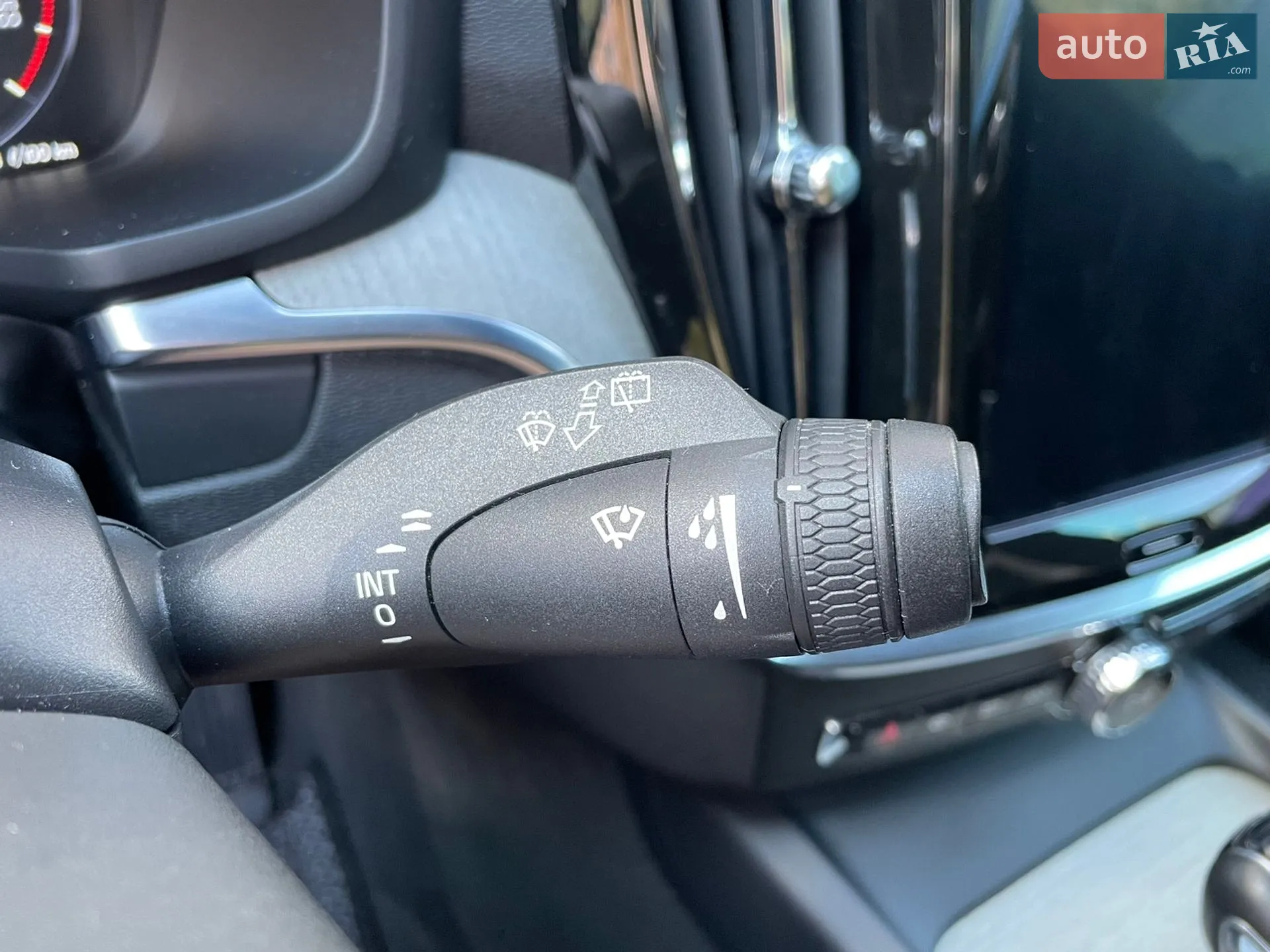 2018 Volvo V60 - мініатюра 36