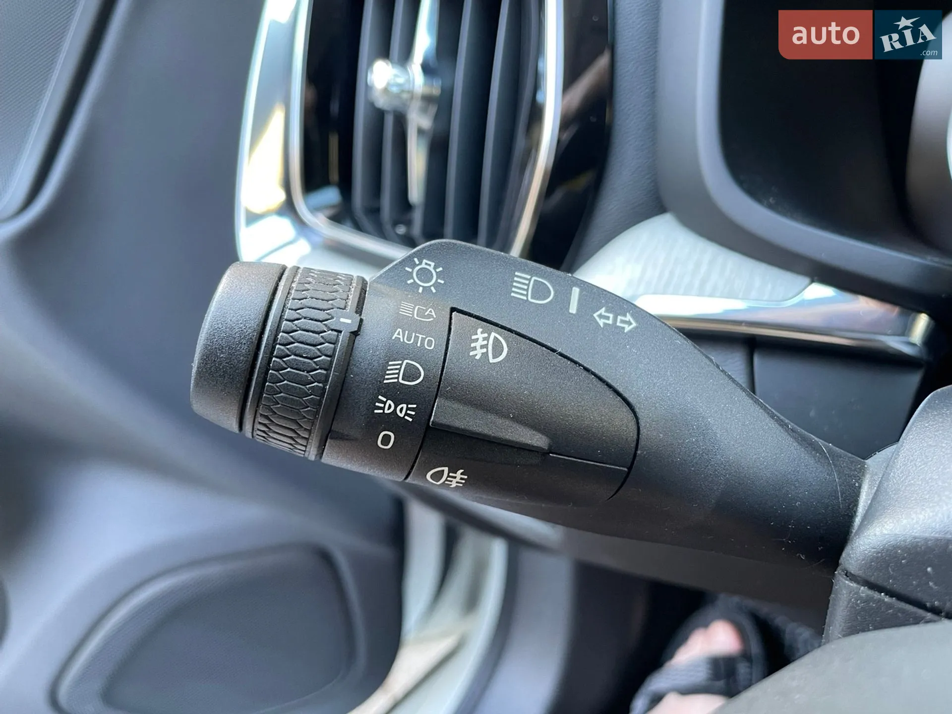 2018 Volvo V60 - мініатюра 37