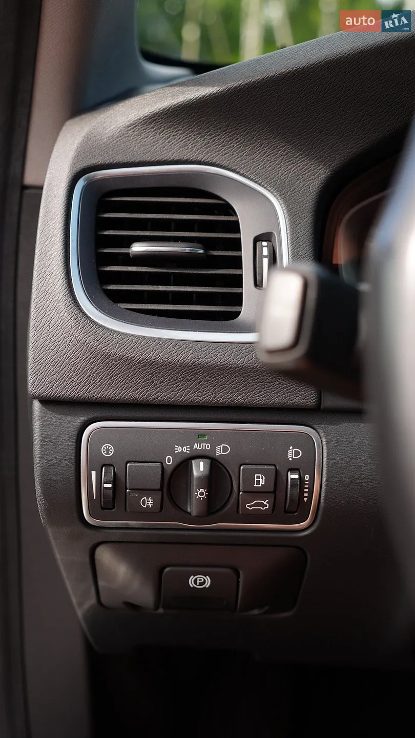 2016 Volvo V60 - мініатюра 34