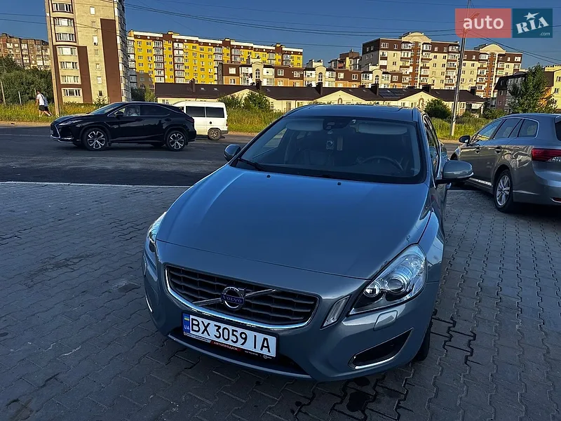 Volvo V60
