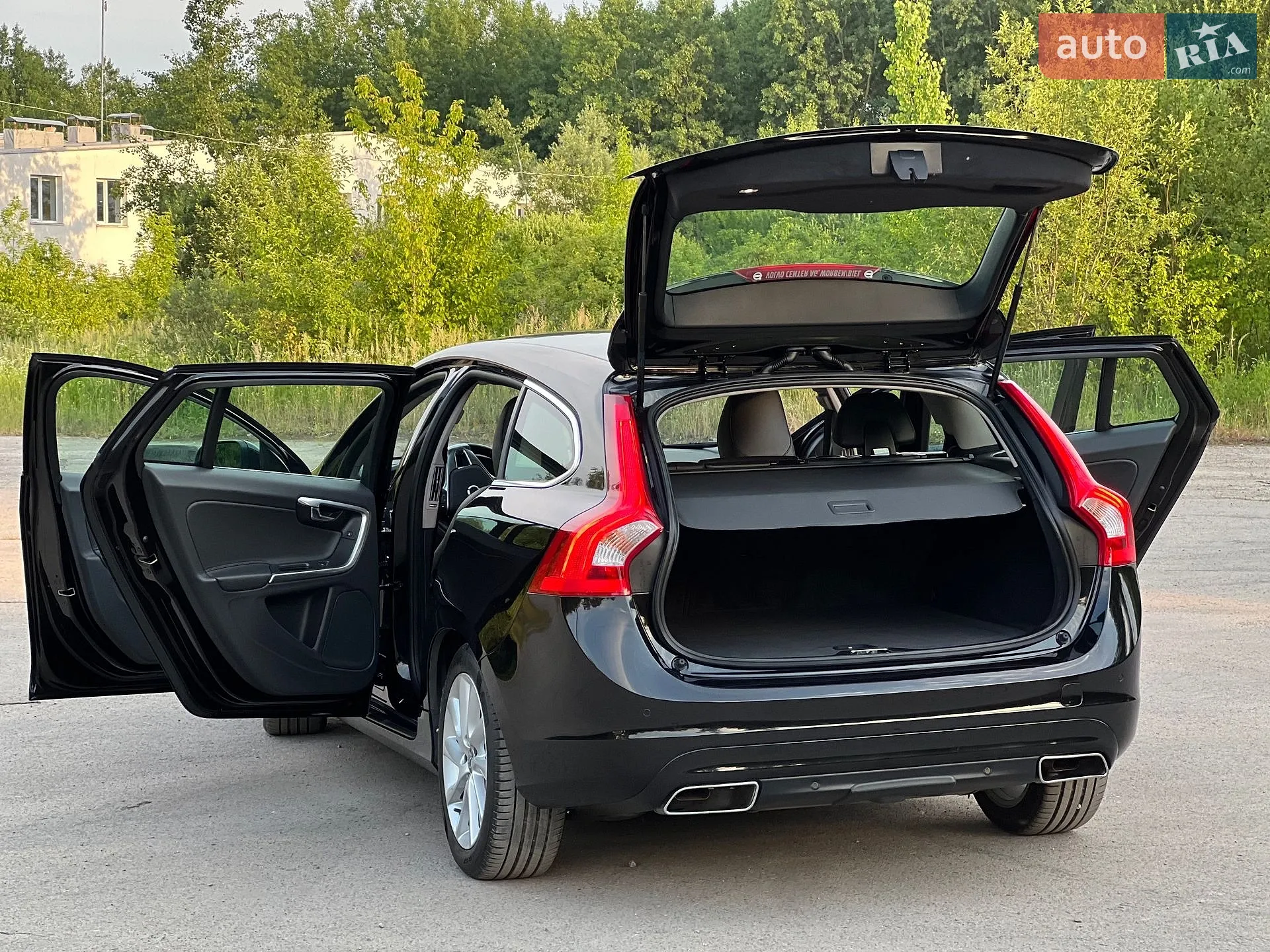 2016 Volvo V60 - мініатюра 82