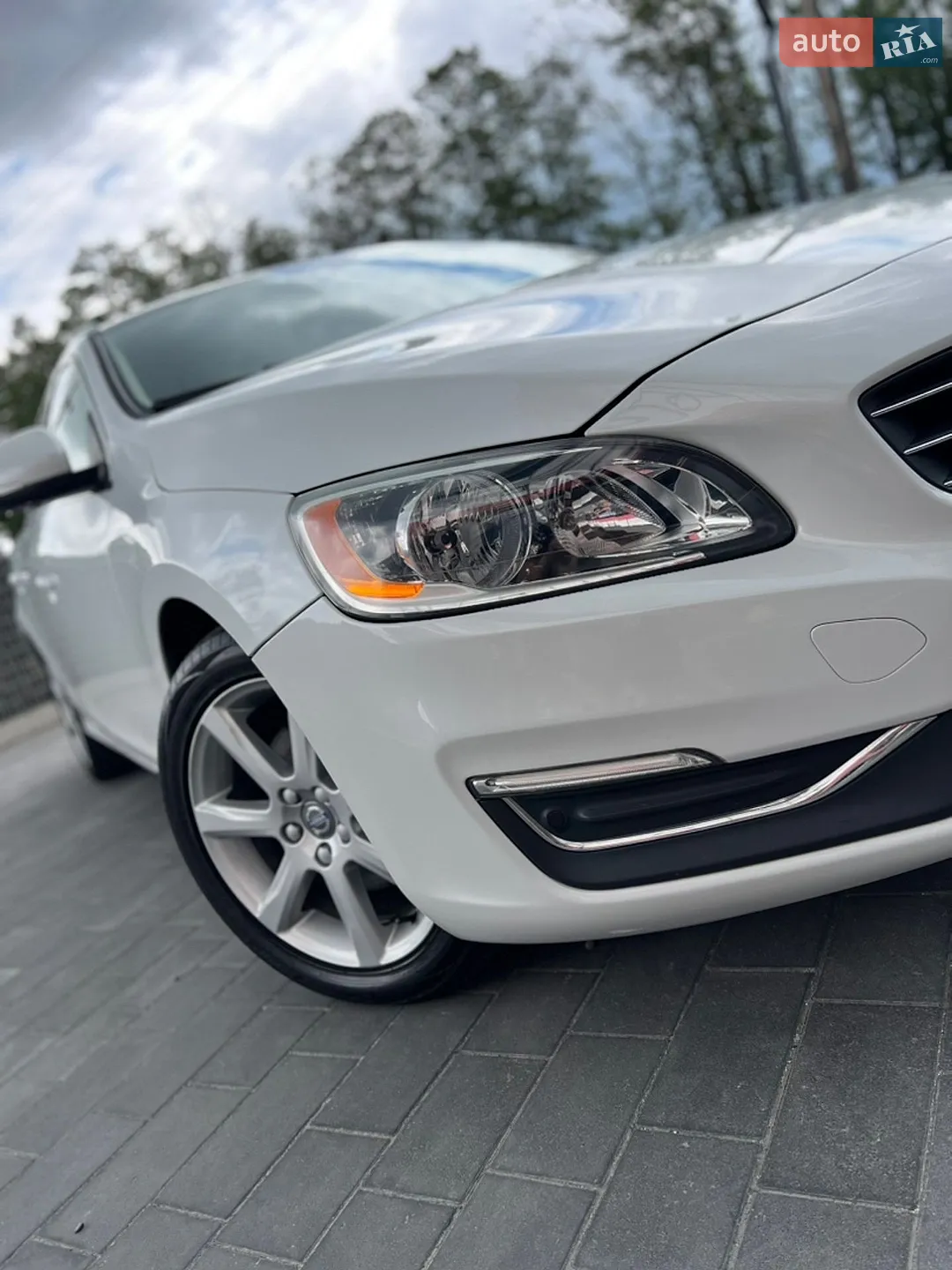 2017 Volvo V60 - мініатюра 19
