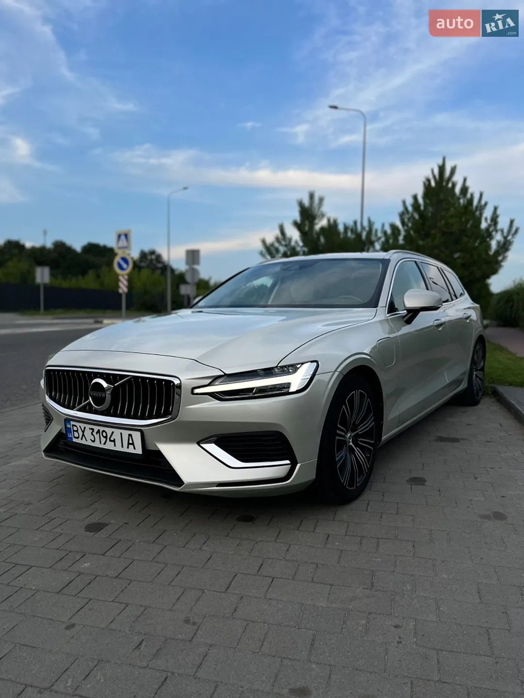 2020 Volvo V60 - мініатюра 5