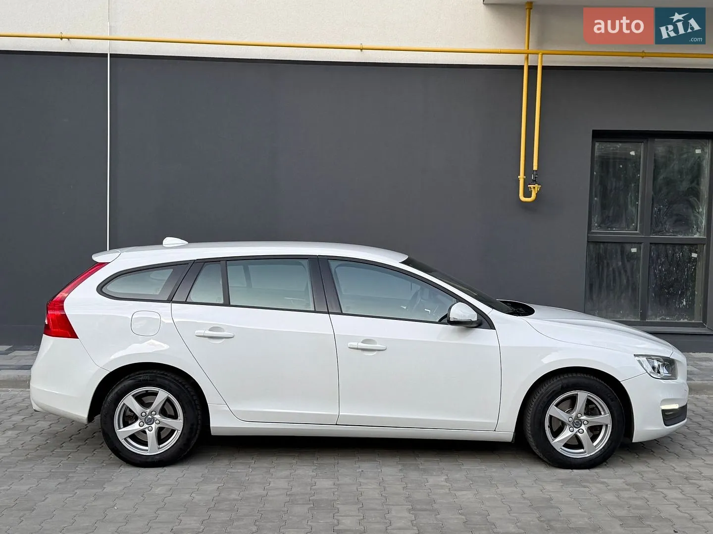 2015 Volvo V60 - мініатюра 6