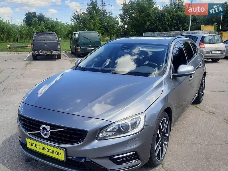 Volvo V60 2017
