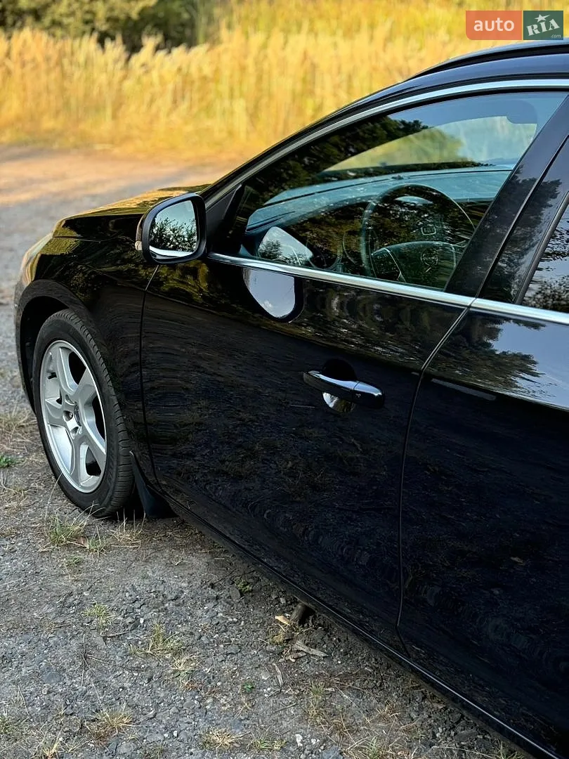 2011 Volvo V60 - мініатюра 6