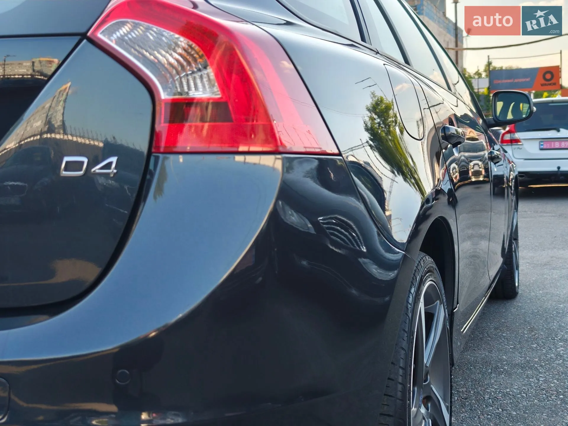 2015 Volvo V60 - мініатюра 15