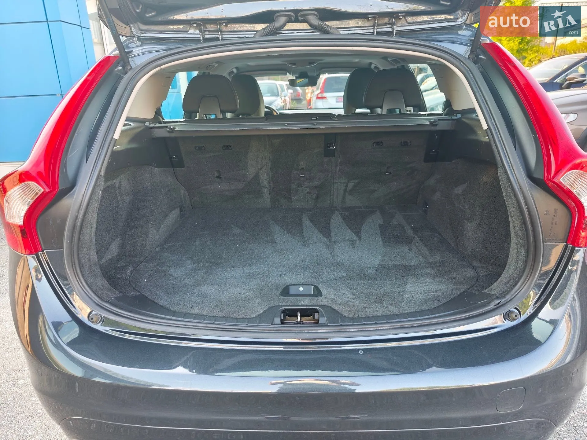 2015 Volvo V60 - мініатюра 18