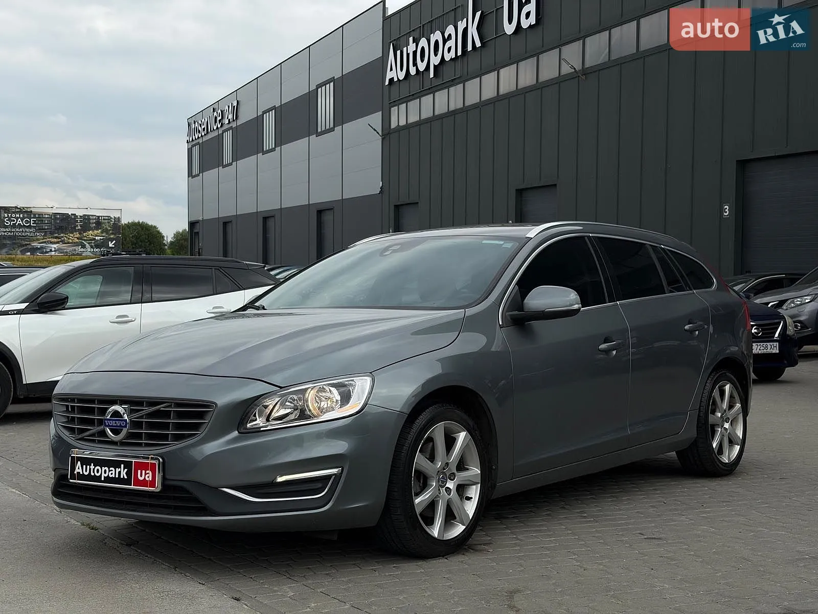 2015 Volvo V60 - мініатюра 2