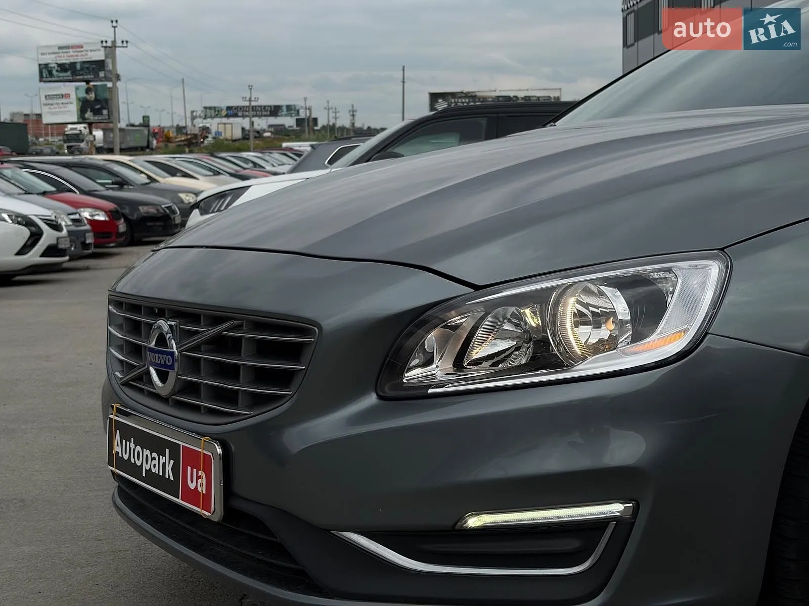 2015 Volvo V60 - мініатюра 14