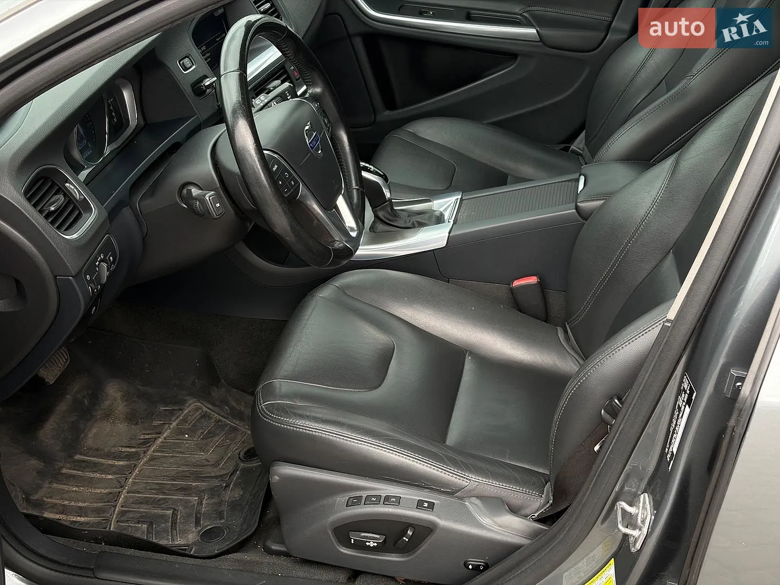 2015 Volvo V60 - мініатюра 18