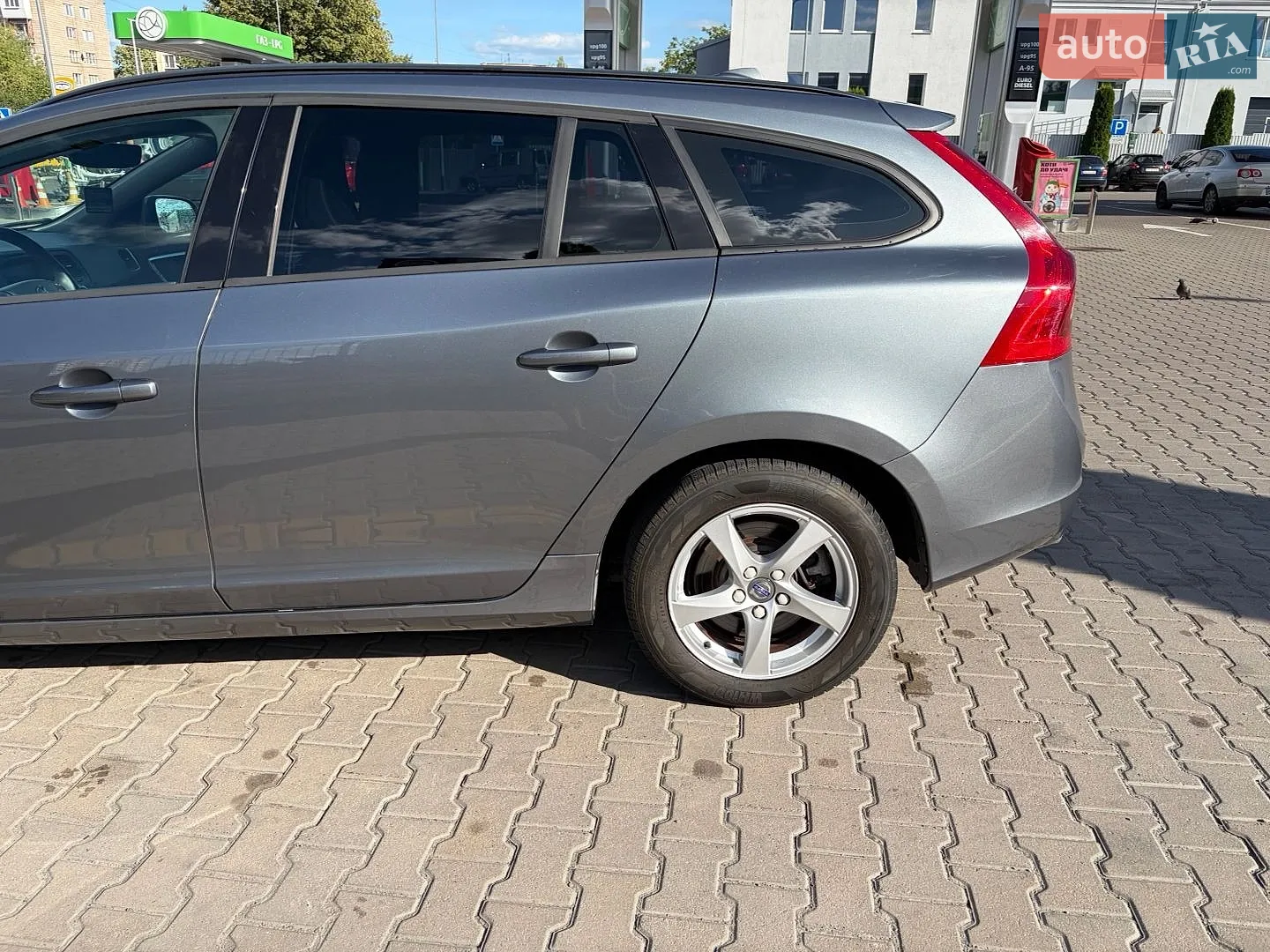 2016 Volvo V60 - мініатюра 3