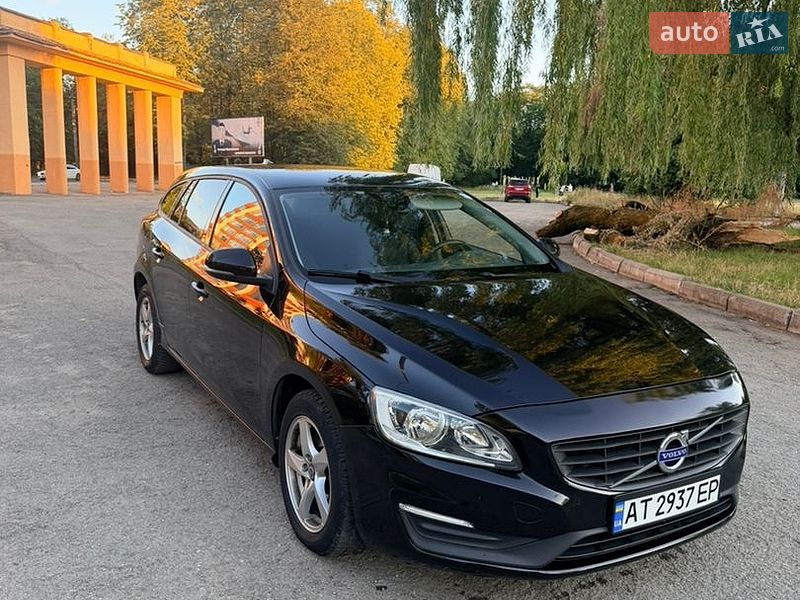 Volvo V60 2016