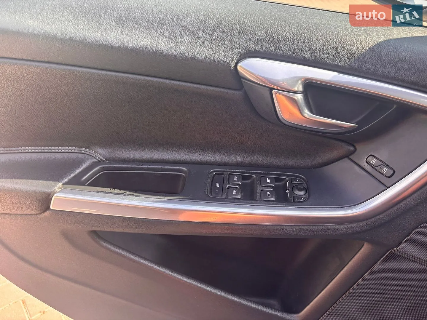 2015 Volvo V60 - мініатюра 19