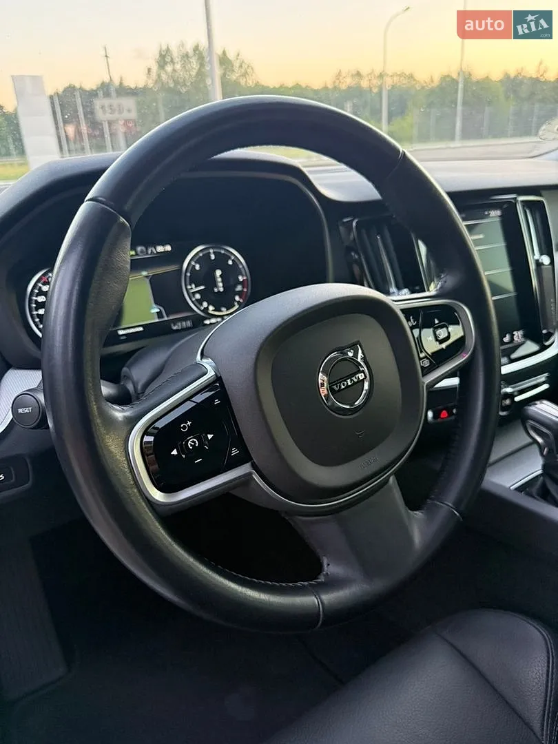 2019 Volvo V60 - мініатюра 36