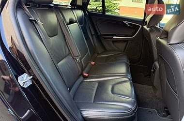 Универсал Volvo V60 2014 в Ровно