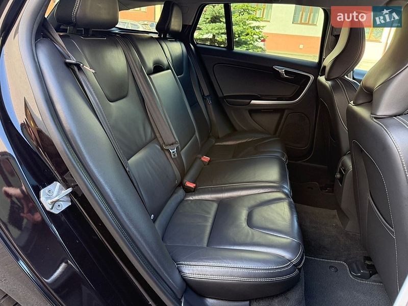 Универсал Volvo V60 2014 в Ровно