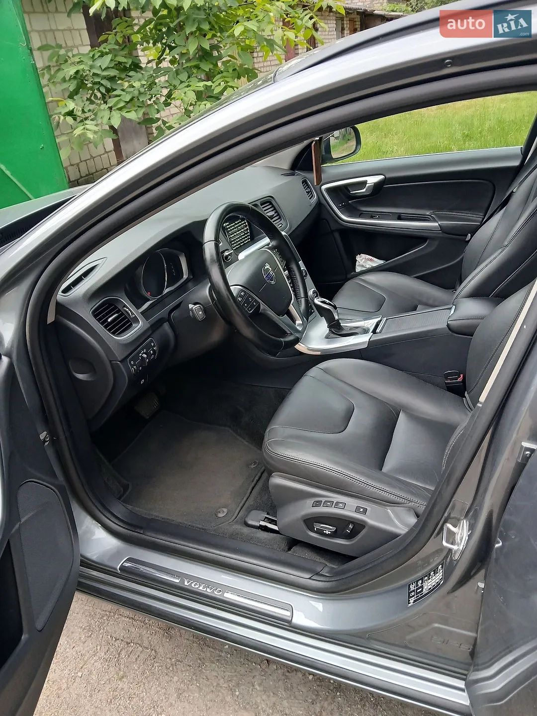 2016 Volvo V60 - мініатюра 16