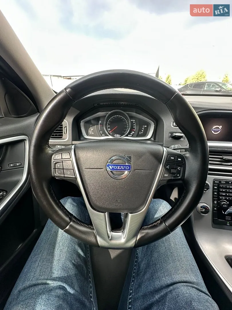 2018 Volvo V60 - мініатюра 61
